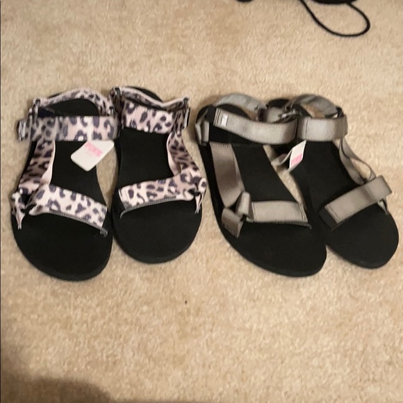Victoria secret PINK Velcro sandals - Picture 1 of 2